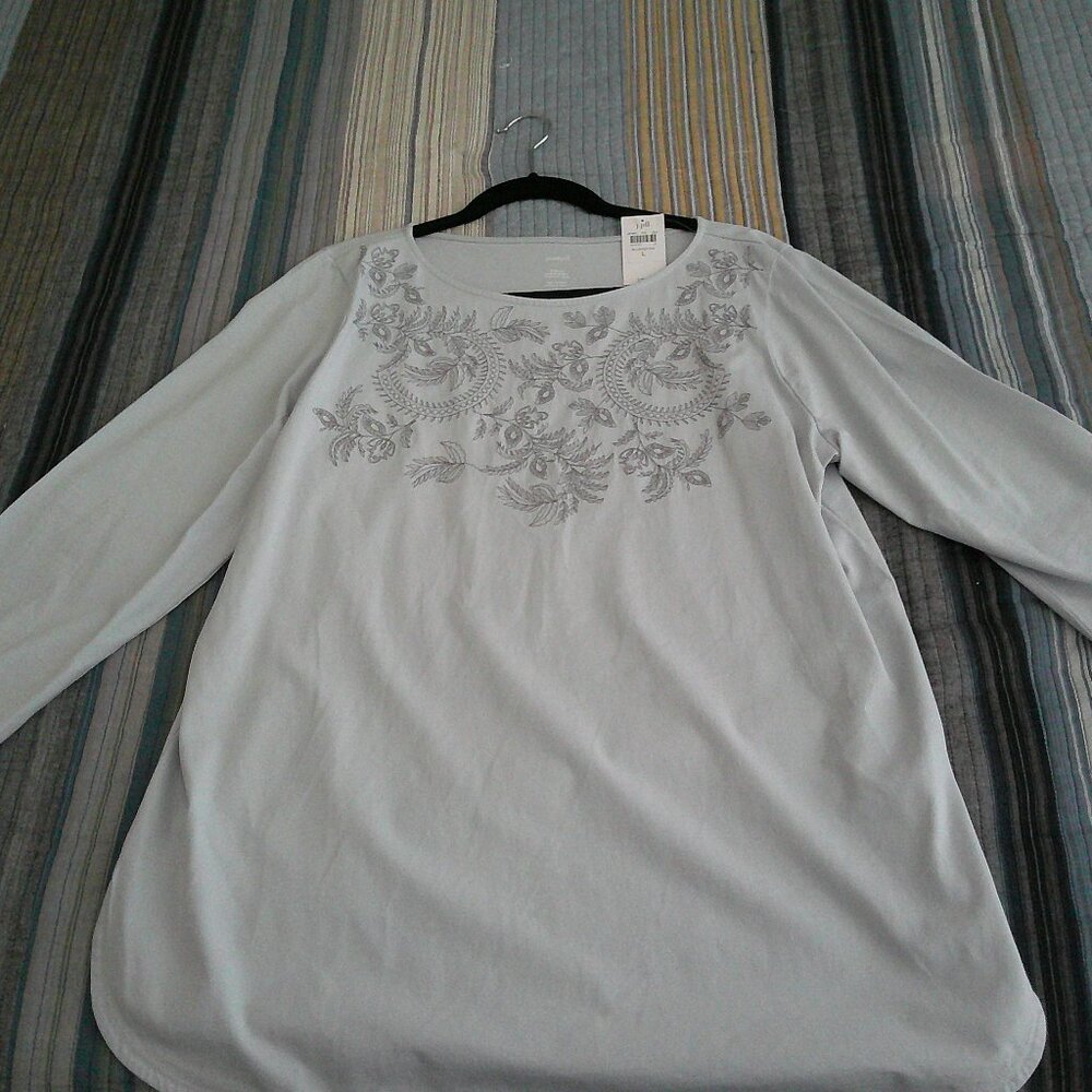 J. Jill  Light blue tunic with embroidery around the neckline Pure Jill Size  L